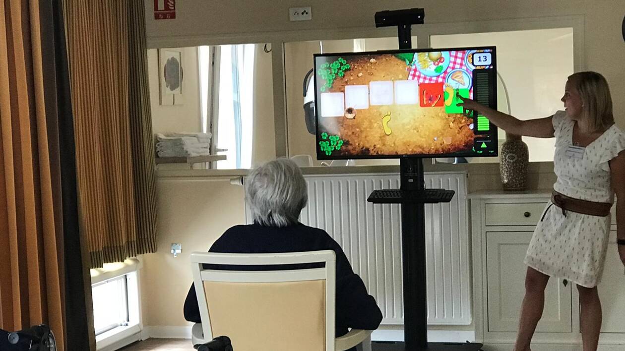 À la maison de retraite Korian de Lisieux, les résidents peuvent désormais jouer à SilverFit. | OUEST FRANCE